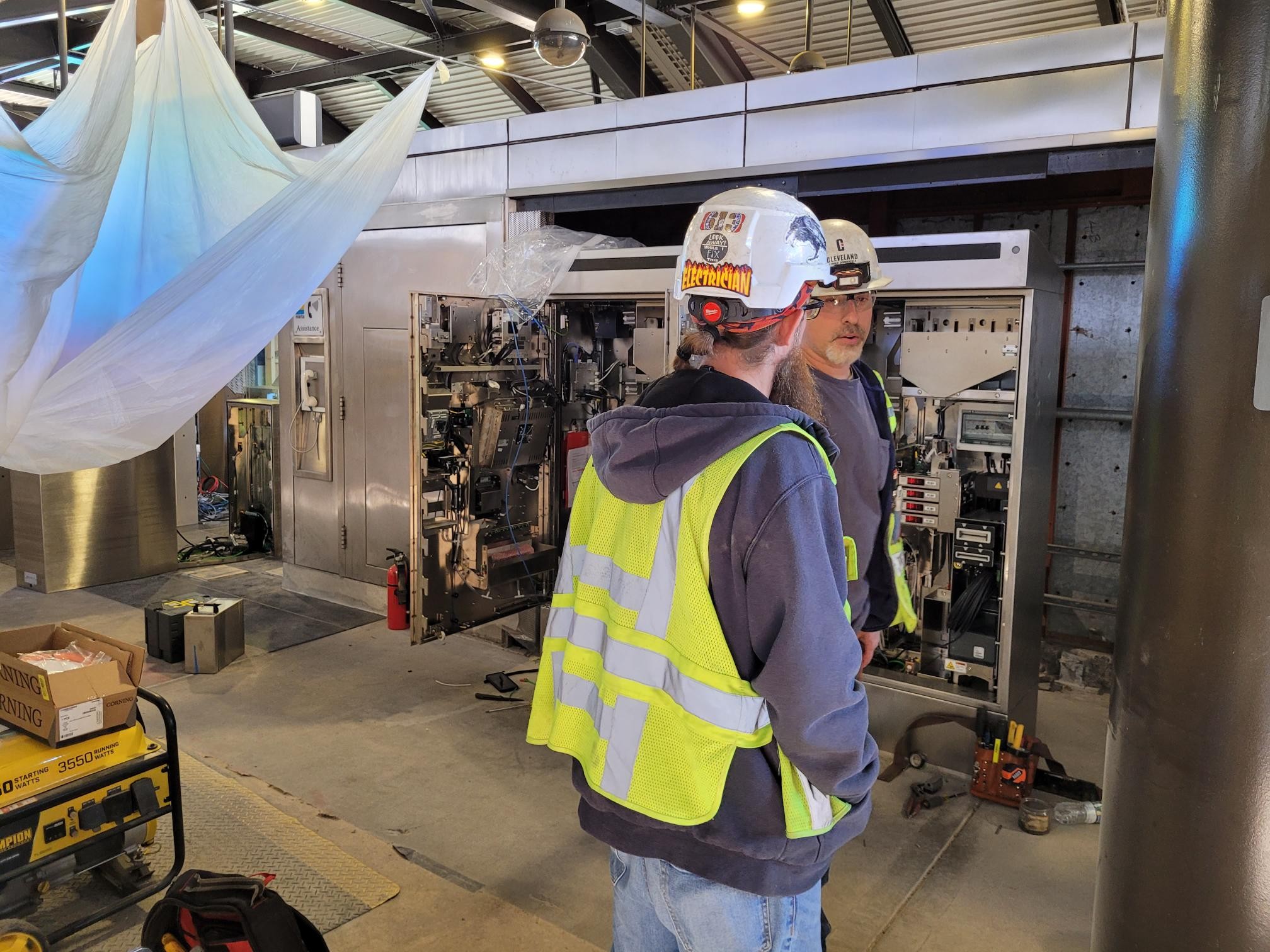 New Breeze Vending Machine Opened Up